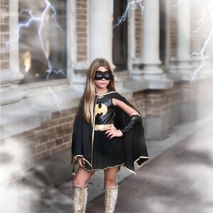 THE BAT QUEEN 4-PC SET